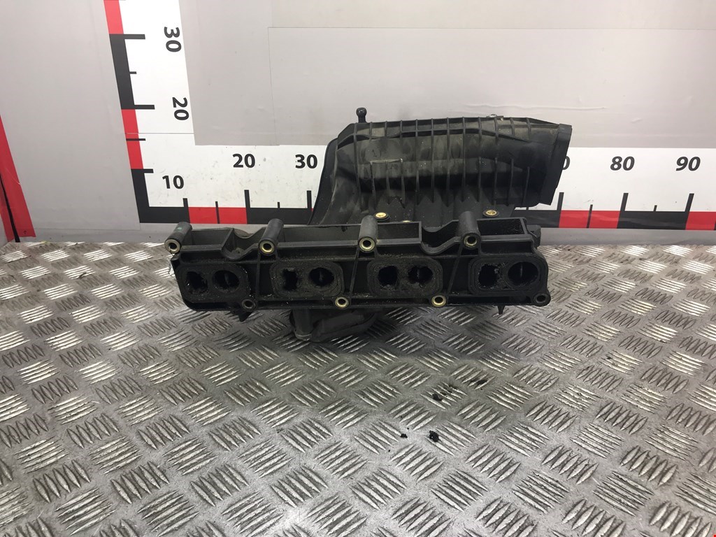 Коллектор впускной MERCEDES-BENZ C-Class C-klasse W203 2000-2007