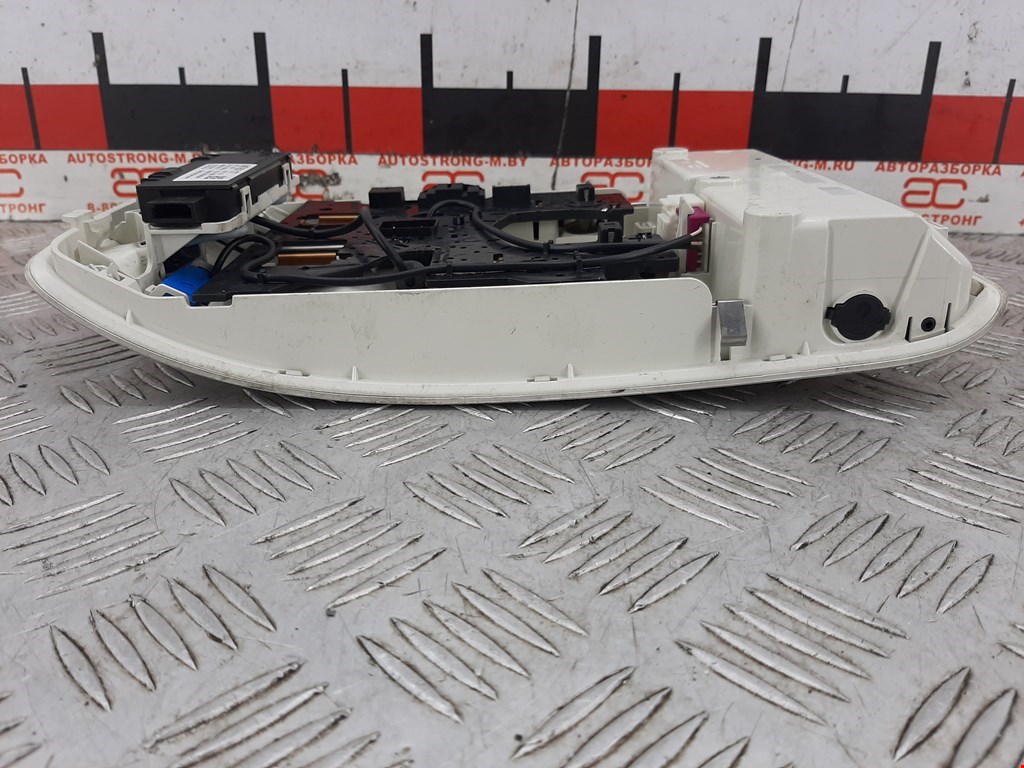 Плафон салонный (салона фонарь) AUDI A4 B8 2007-2015