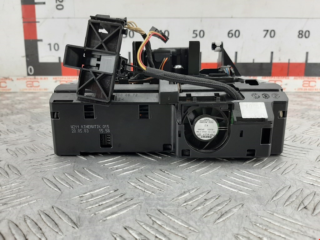 Ченджер компакт дисков MERCEDES-BENZ E-Class W211, S211 2002-2009