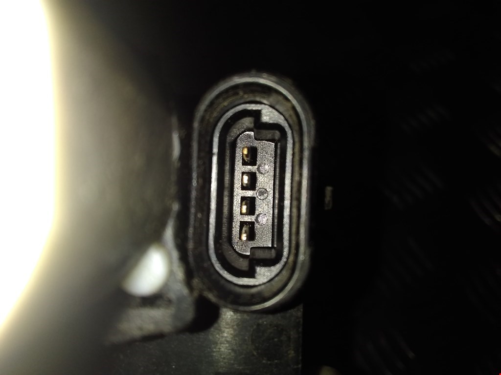 Замок двери передней левой CHEVROLET TrailBlazer 2001-2008