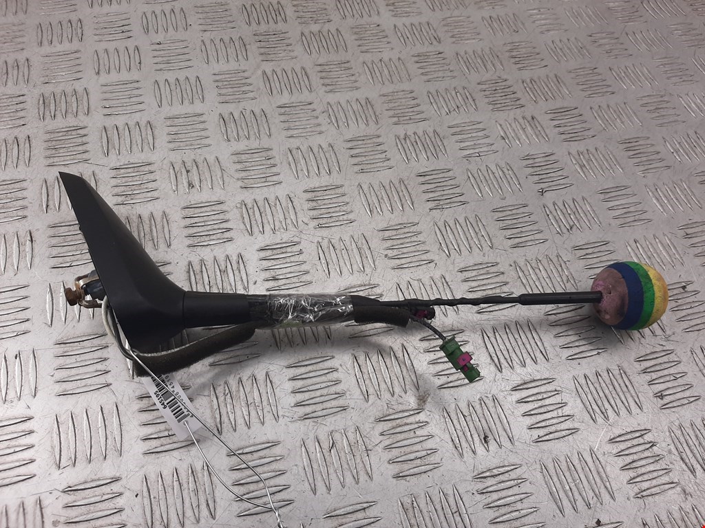 Антенна OPEL Mokka 2012-2019