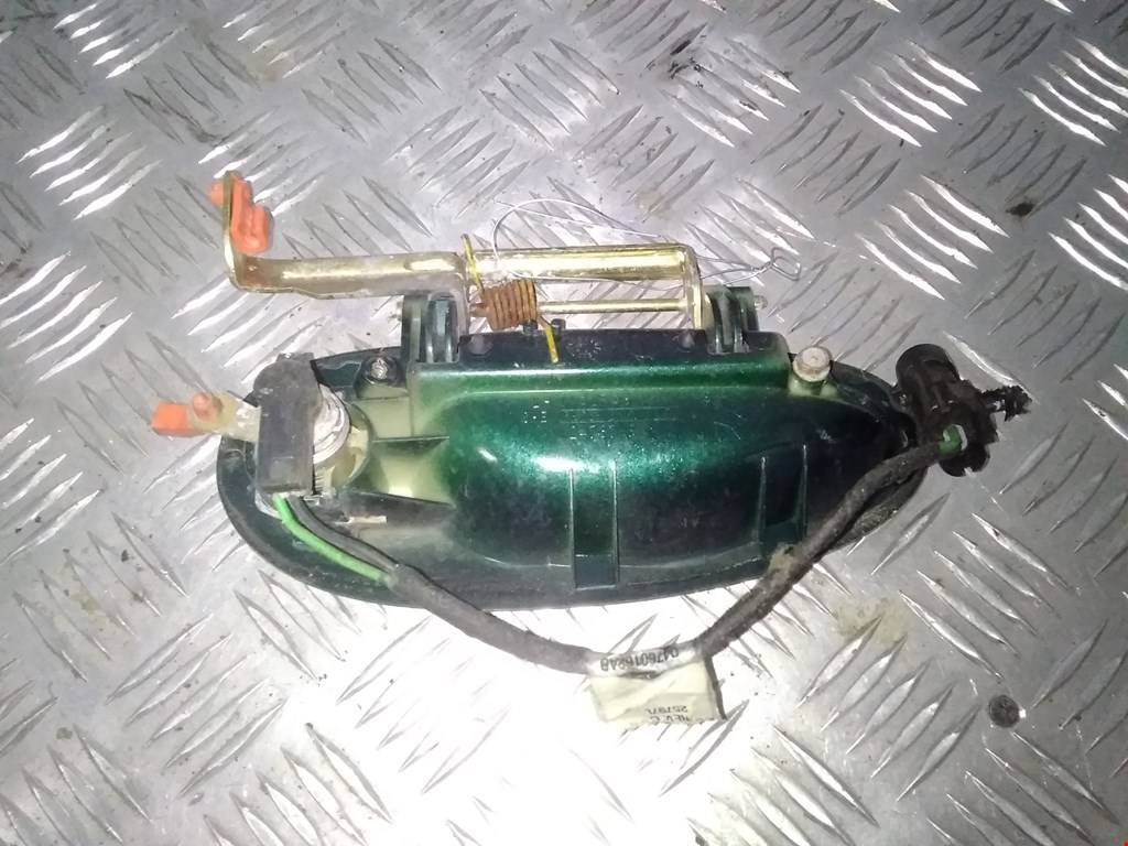 Ручка двери передней наружная левая CHRYSLER 300 M 300M 1998-2004