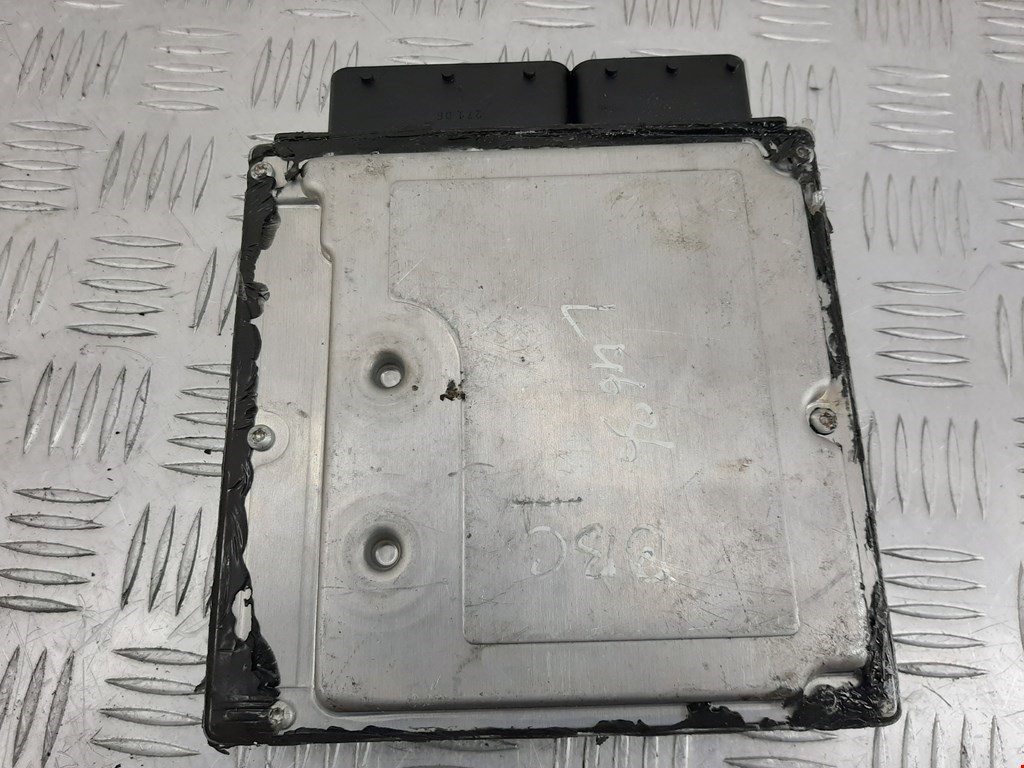 Блок управления двигателя (ЭБУ) BMW 3er E90/E91 2005-2012