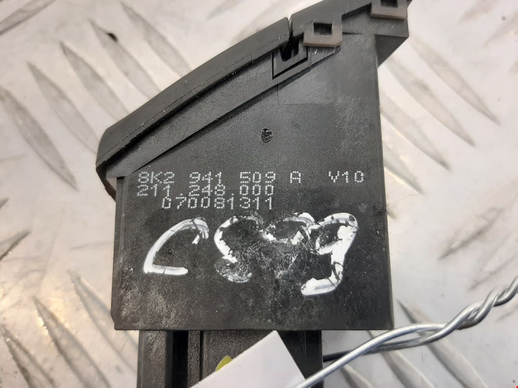 Кнопка аварийной сигнализации (аварийки) AUDI A4 B8 2007-2015