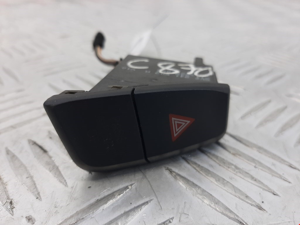 Кнопка аварийной сигнализации (аварийки) AUDI A4 B8 2007-2015