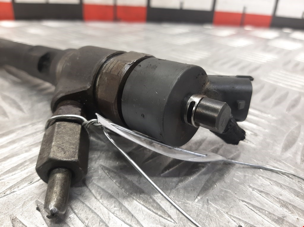 Форсунка дизельная электрическая HYUNDAI Tucson l 2004-2010