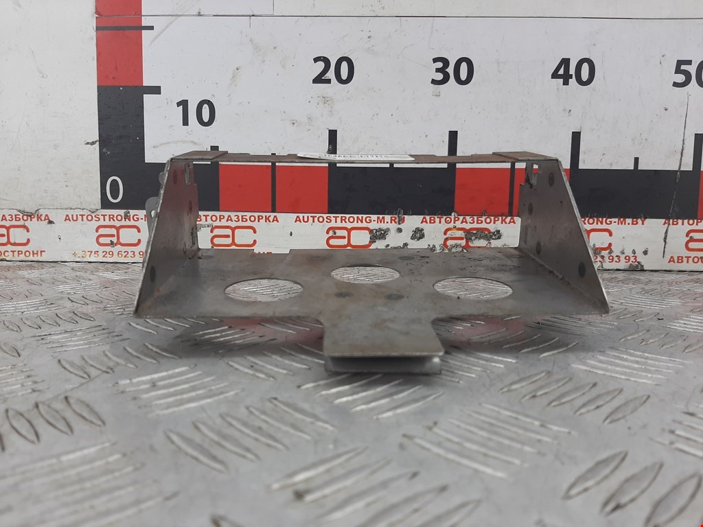 Рамка магнитолы HYUNDAI Terracan 2001-2006