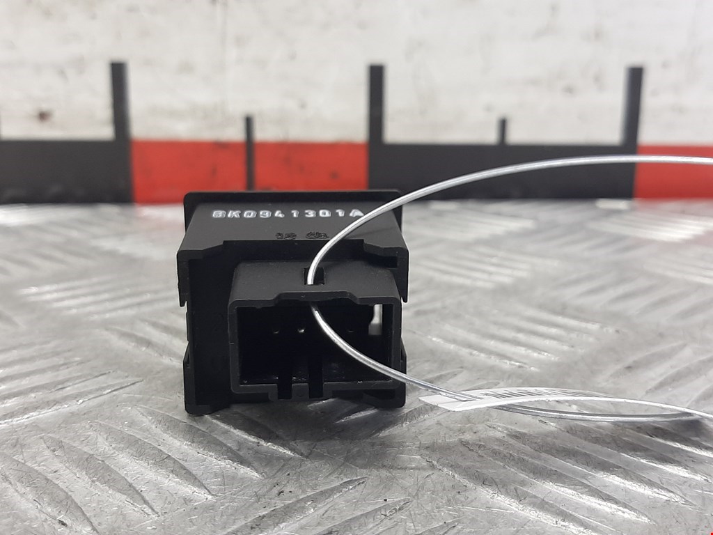 Кнопка корректора фар AUDI A4 B8 2007-2015