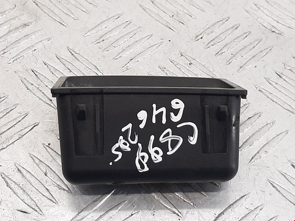 Пепельница передняя AUDI A4 B8 2007-2015