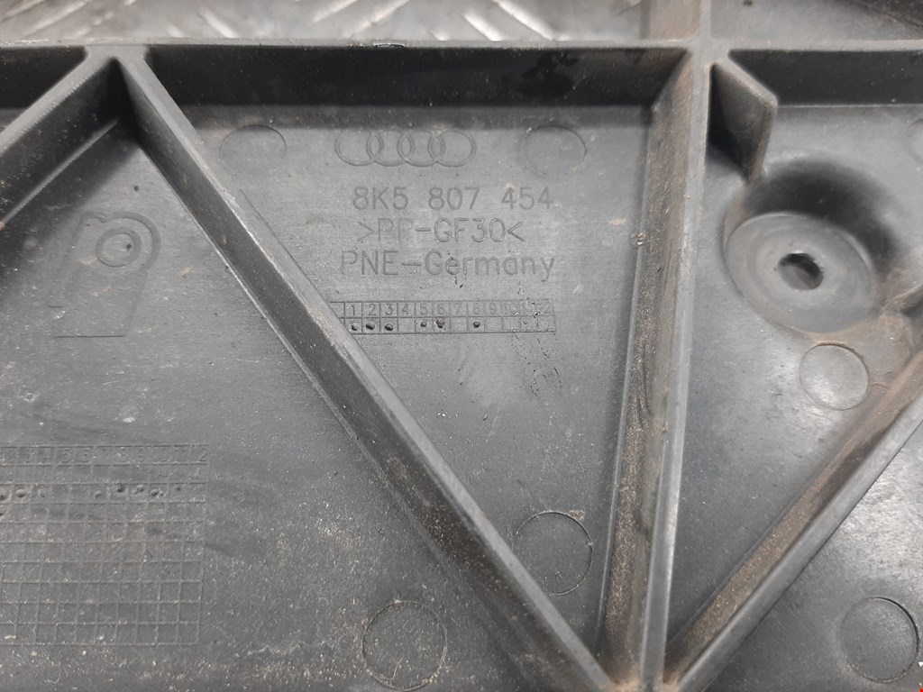 Кронштейн заднего бампера левый правый AUDI A4 B8 2007-2015