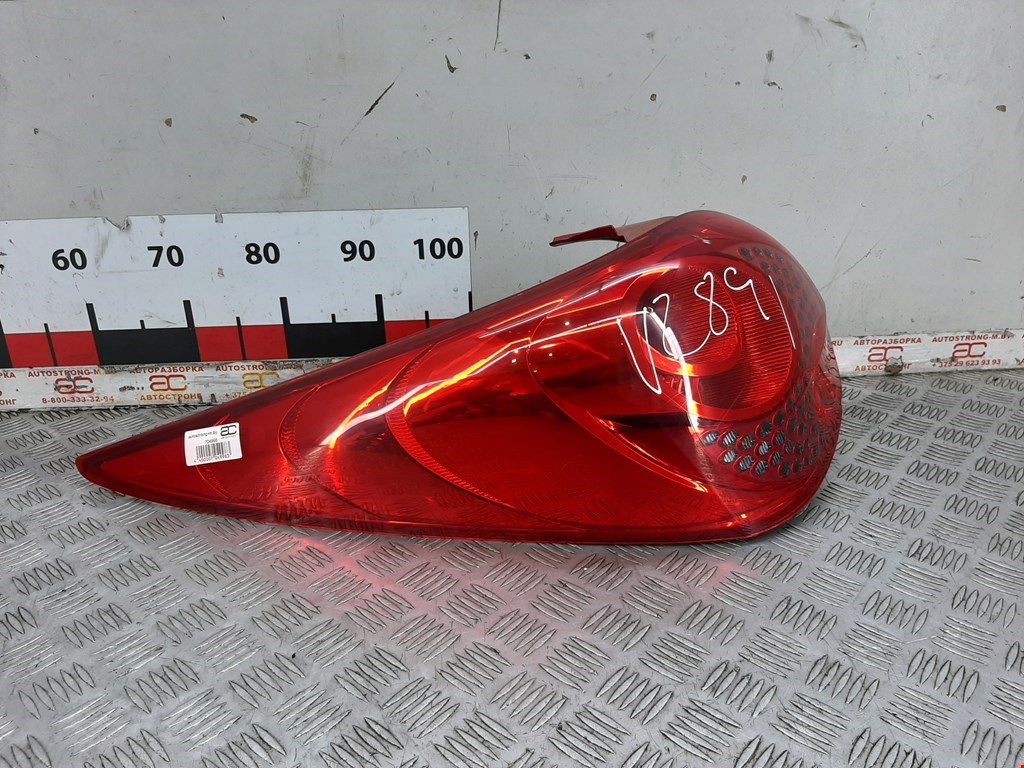 Фонарь задний левый PEUGEOT 207 2006-2015