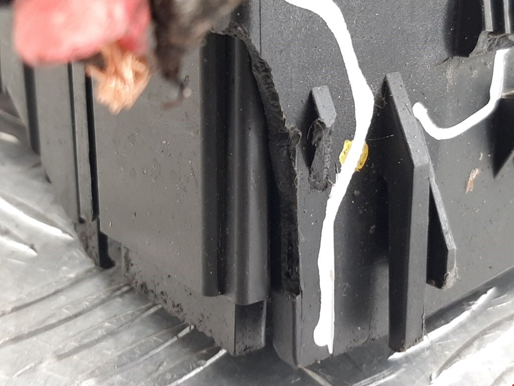 Датчик уровня в бачок омывателя FORD Galaxy 2006-2015