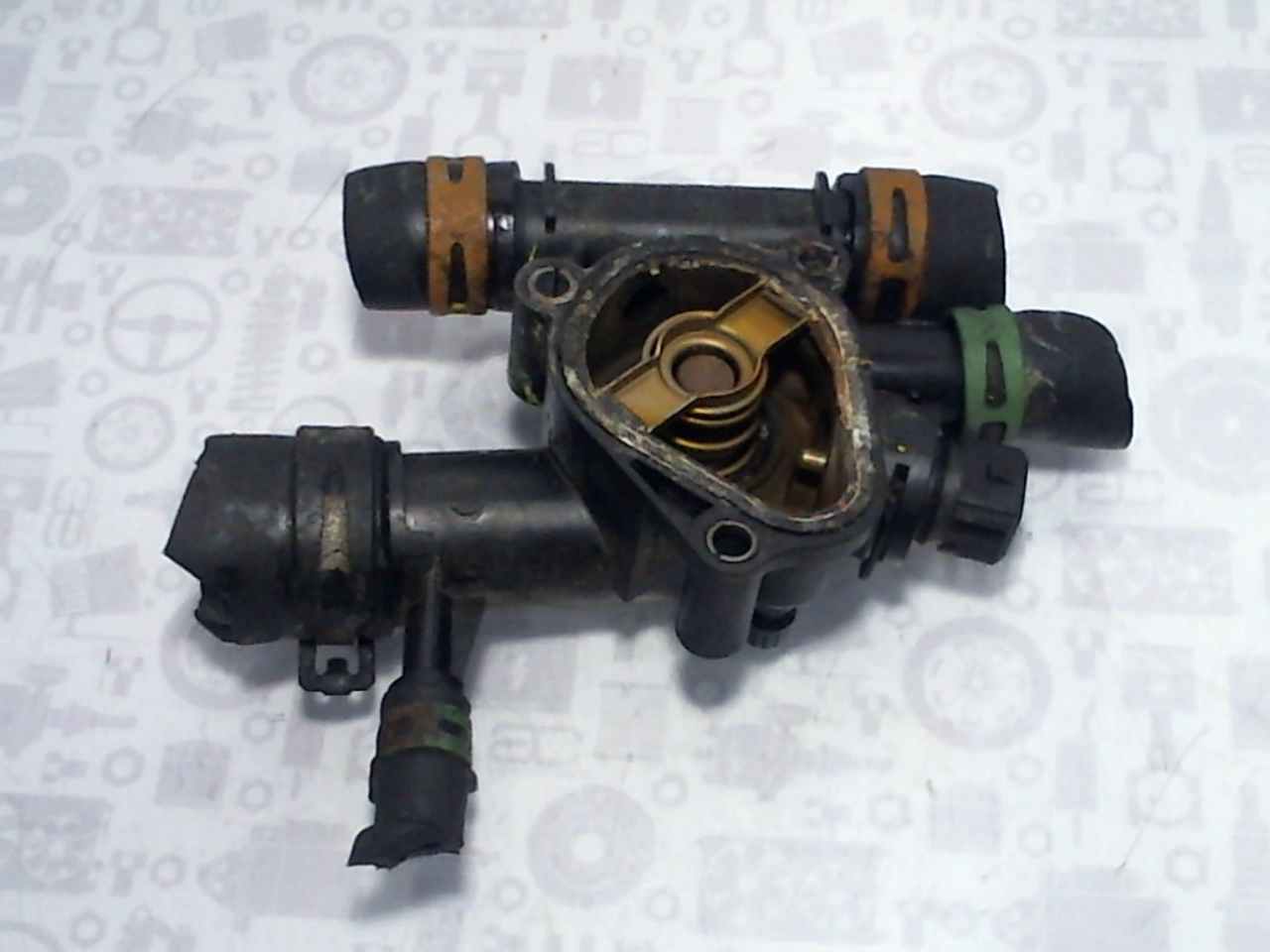 Корпус термостата RENAULT Kangoo 1997-2008