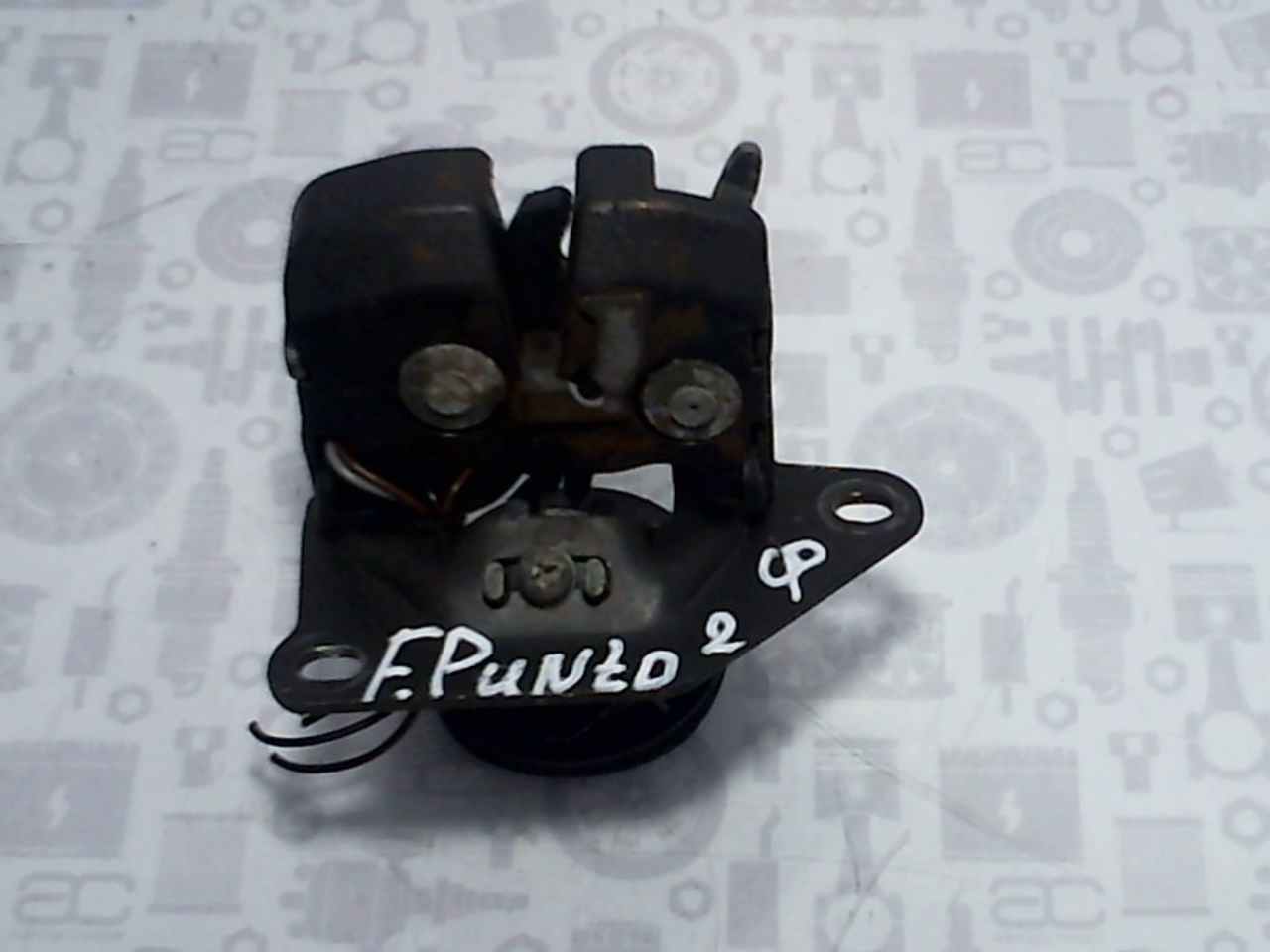 Замок багажника (крышки двери) FIAT Punto II (188) 1999-2007
