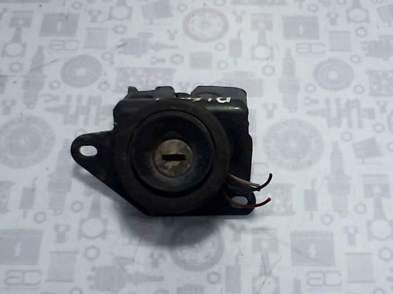 Замок багажника (крышки двери) FIAT Punto II (188) 1999-2007