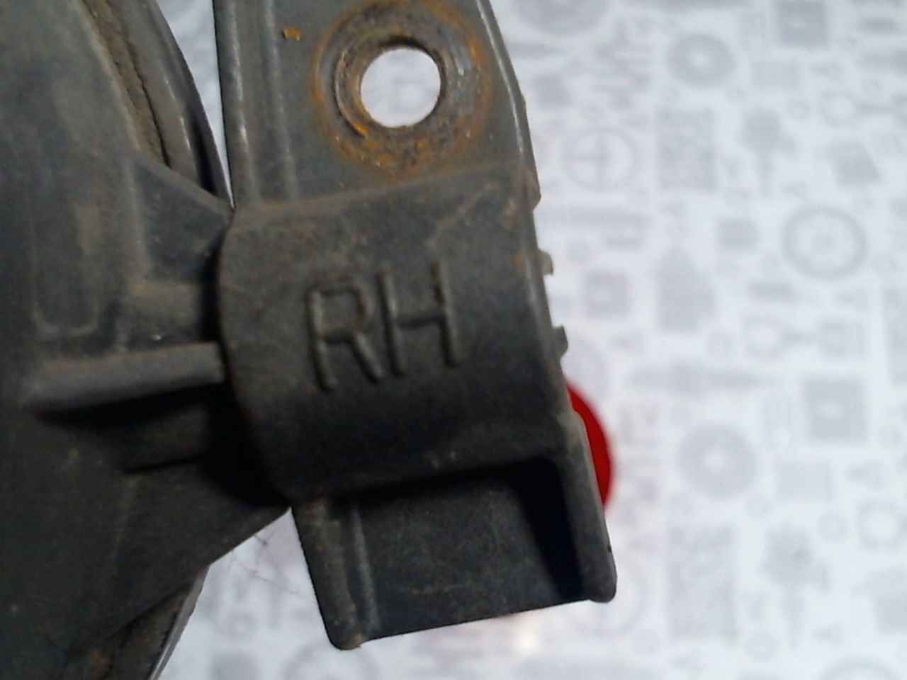 Фара противотуманная правая (ПТФ) FORD C-MAX 2003-2010