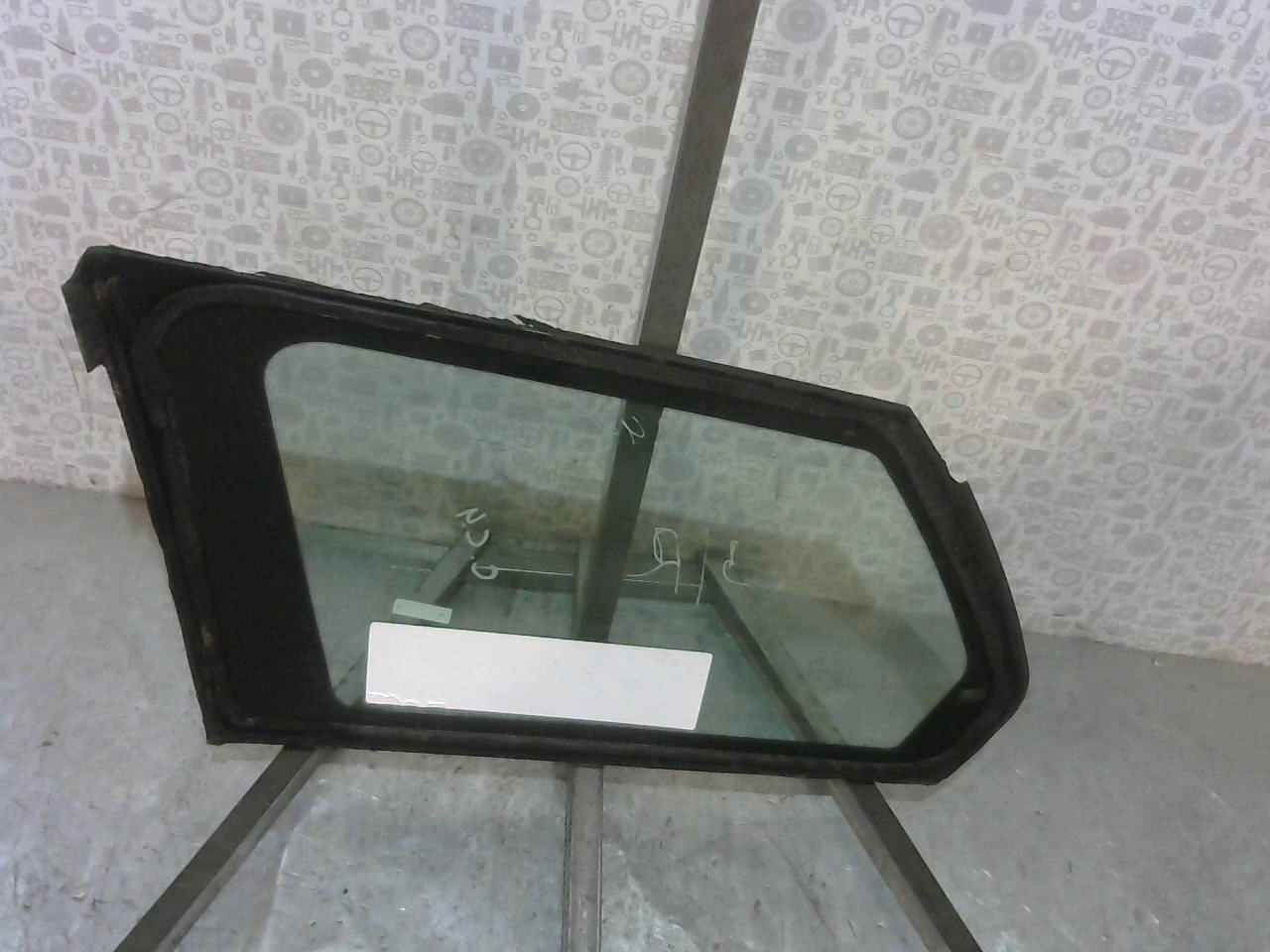 Стекло кузовное глухое правое CITROEN C4 Picasso 2006-2013