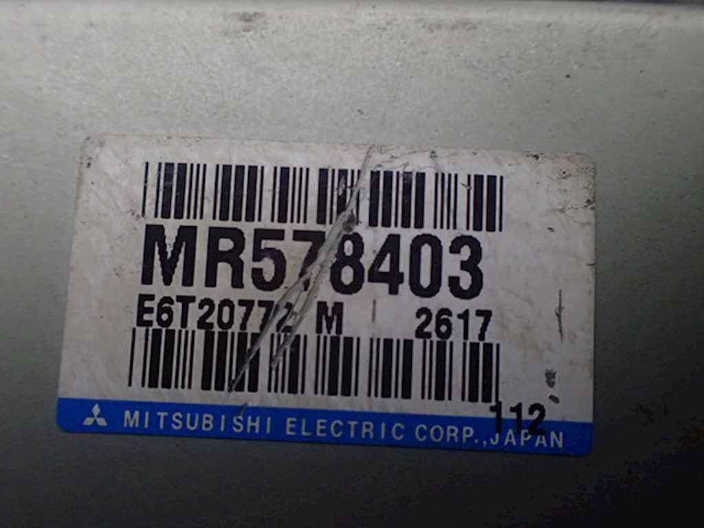 Блок управления двигателя (ЭБУ) MITSUBISHI Pajero III 2000-2006