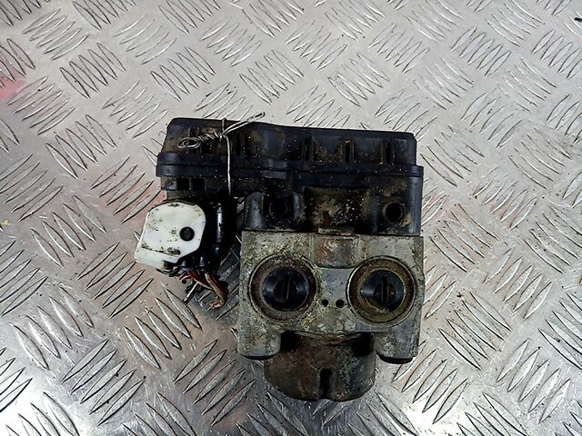 Блок ABS (насос) TOYOTA RAV 4 XA20 2000-2005