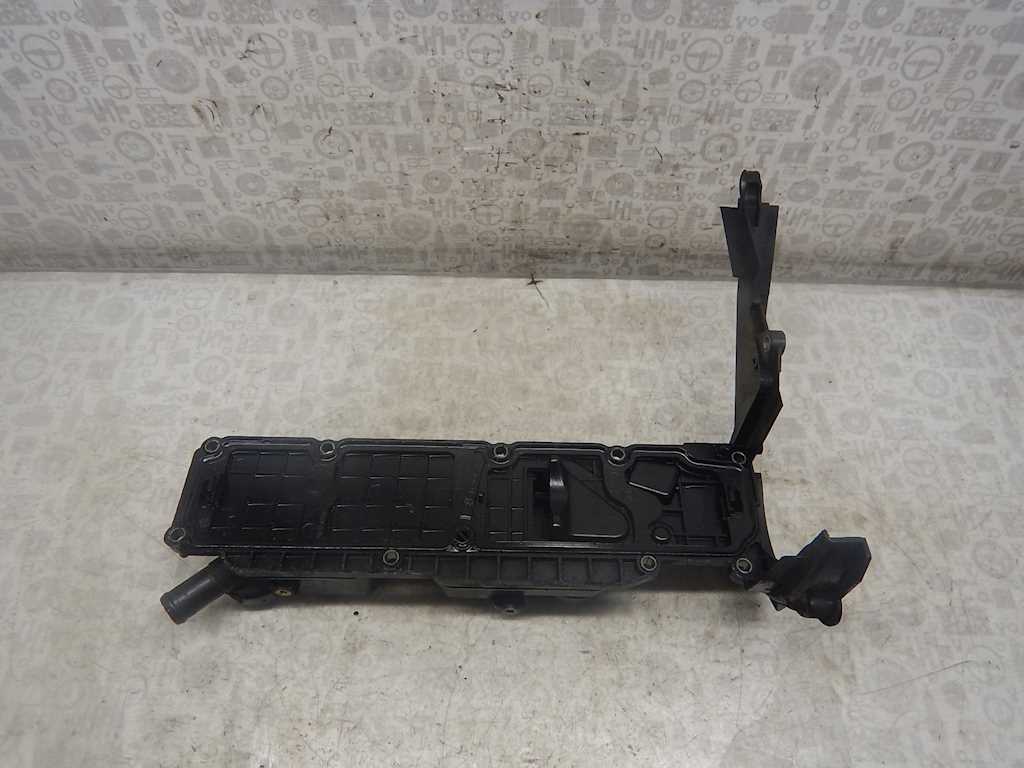 Крышка головки блока (клапанная) CITROEN C3 2009-2016