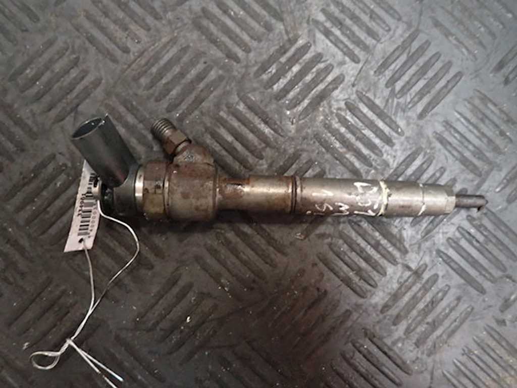 Форсунка дизельная электрическая MERCEDES-BENZ A-Class W169 2004-2012