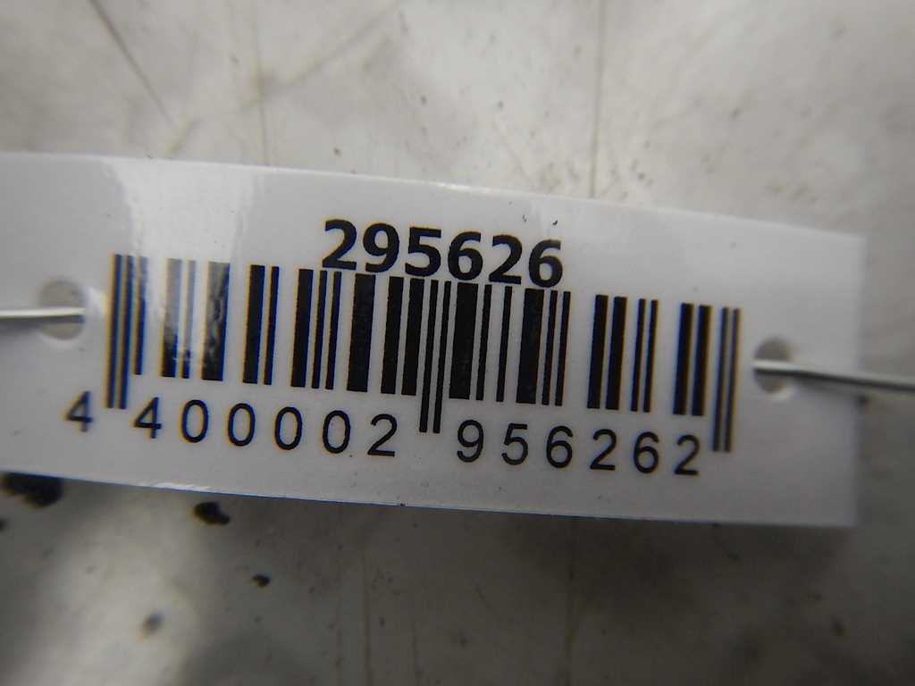 Моторчик стеклоочистителя задний MITSUBISHI Carisma 1995-1999