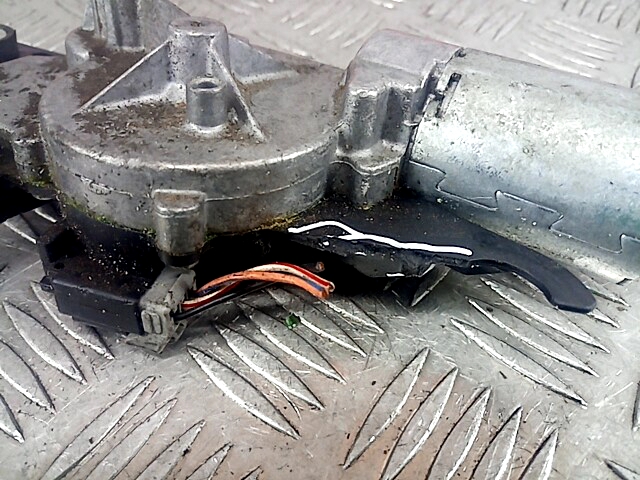 Моторчик стеклоочистителя задний FORD Mondeo III 2000-2007