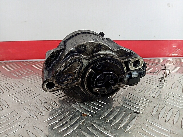 Насос вакуумный Ford Focus 2 (2004-2011)