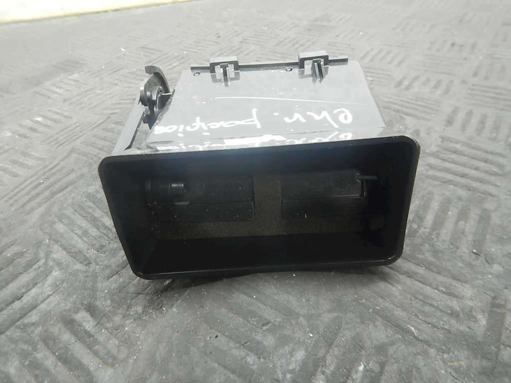 Дефлектор воздушный CHRYSLER Pacifica 2003-2008