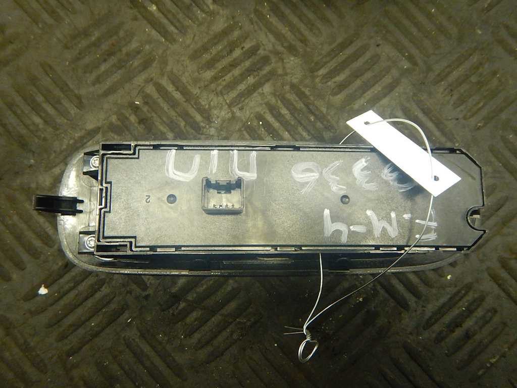 Блок управления стеклоподъемниками FORD Mondeo IV 2007-2015