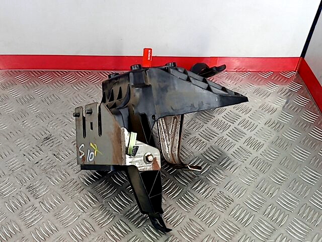 Педаль тормоза CHRYSLER Pacifica 2003-2008