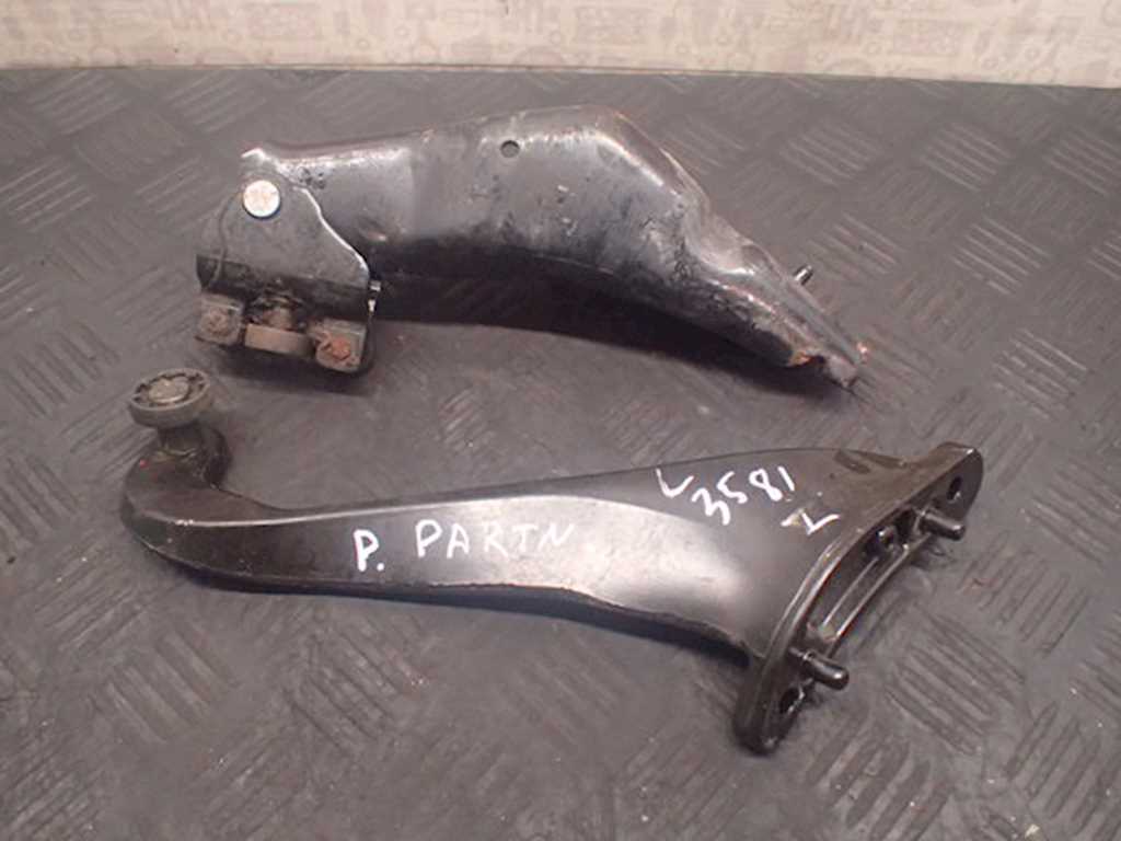 Ролик двери сдвижной (левый/правый средний верхний/нижний) PEUGEOT Partner 2008-2018