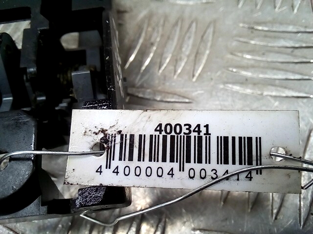 Ручка дверная передняя внутренняя правая TOYOTA RAV 4 XA20 2000-2005