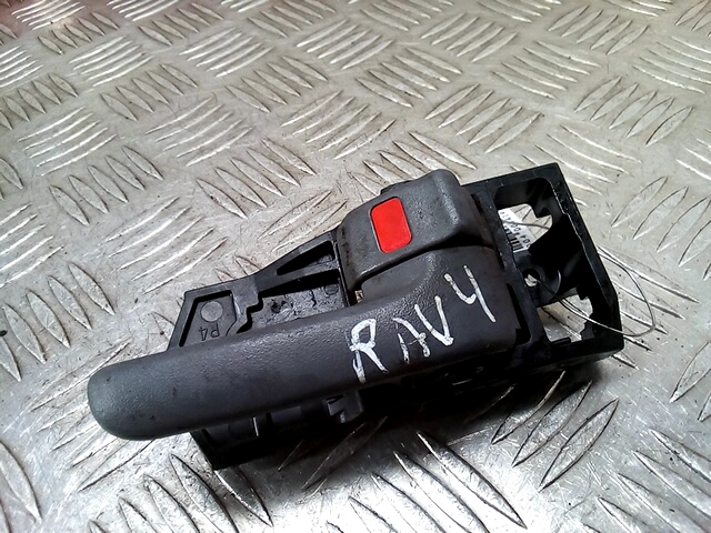 Ручка дверная передняя внутренняя правая TOYOTA RAV 4 XA20 2000-2005