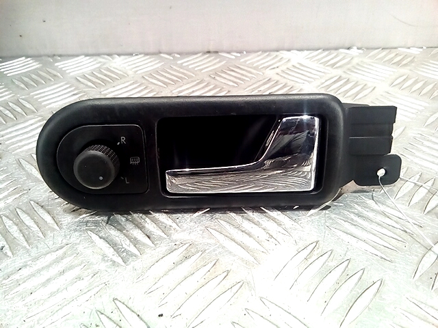 Ручка дверная передняя внутренняя правая VOLKSWAGEN Passat B5 1997-2005