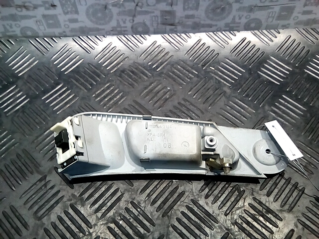 Ручка дверная задняя внутренняя левая MERCEDES-BENZ C-Class C-klasse W203 2000-2007