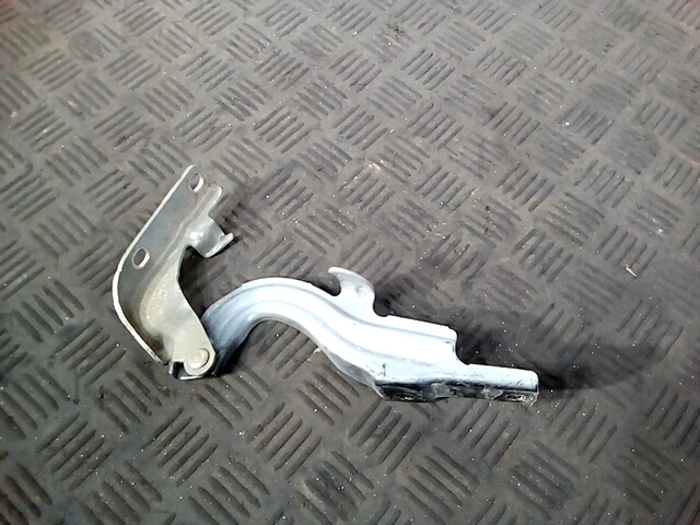 Петля капота левая/правая NISSAN Altima L32A 2007-2012