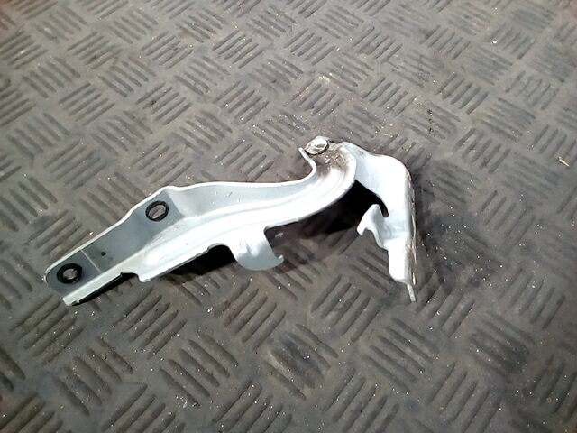 Петля капота левая/правая NISSAN Altima L32A 2007-2012