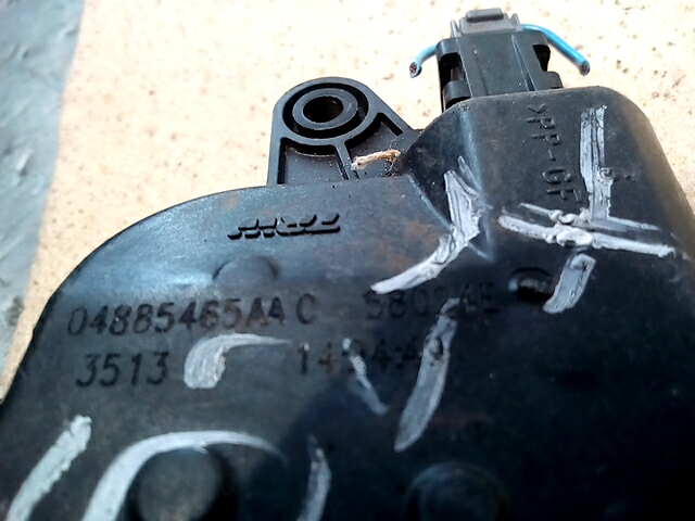 Моторчик заслонки печки CHRYSLER Pacifica 2003-2008