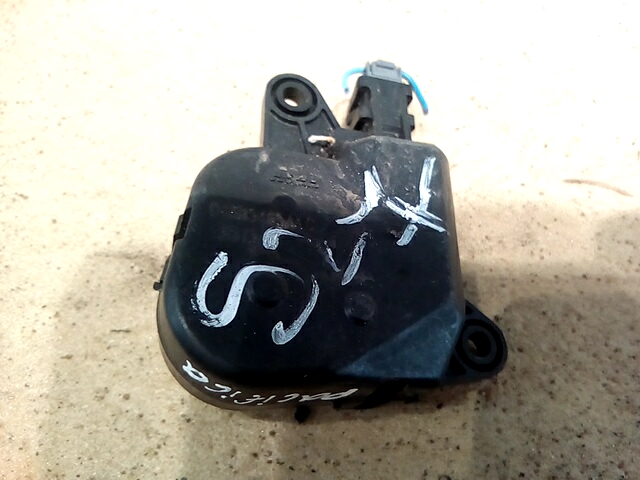 Моторчик заслонки печки CHRYSLER Pacifica 2003-2008