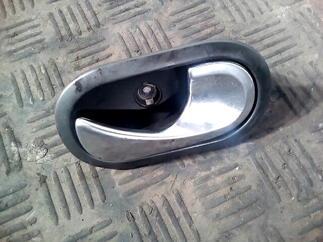 Ручка дверная передняя внутренняя правая RENAULT Megane II 2002-2009