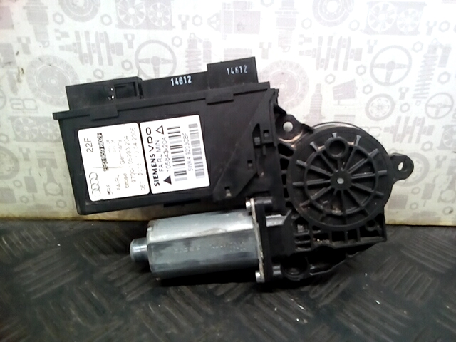 Моторчик (двигатель) стеклоподъемника AUDI A4 B7 2004-2007