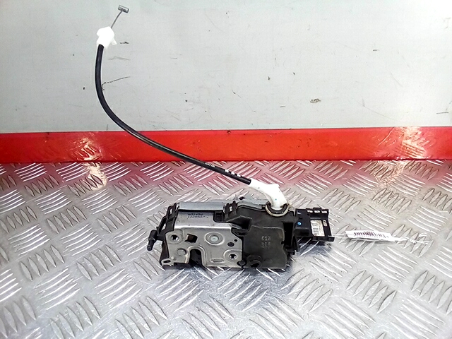 Замок двери задней правой PEUGEOT 308 2007-2015