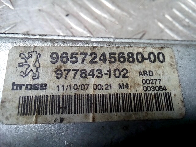 Стеклоподъемник задний правый PEUGEOT 308 2007-2015