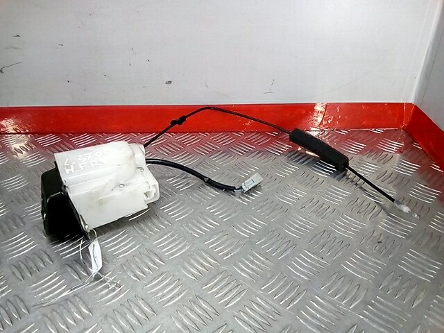 Замок багажника (крышки двери) HONDA FR-V 2004-2009