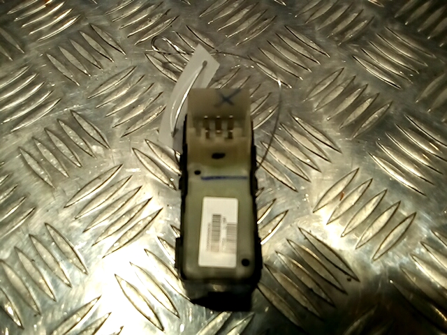 Кнопка стеклоподъемника DODGE Caliber 2006-2011