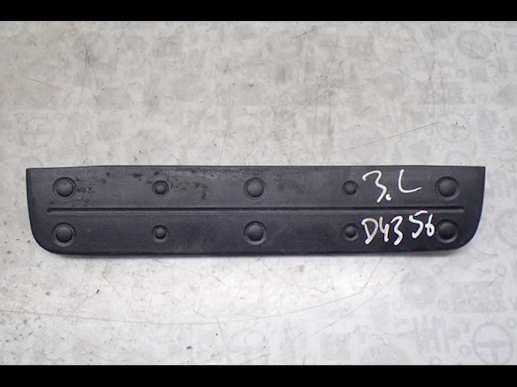 Накладка декоративная на порог левая Lexus IS 1 (XE10) (1999-2005)