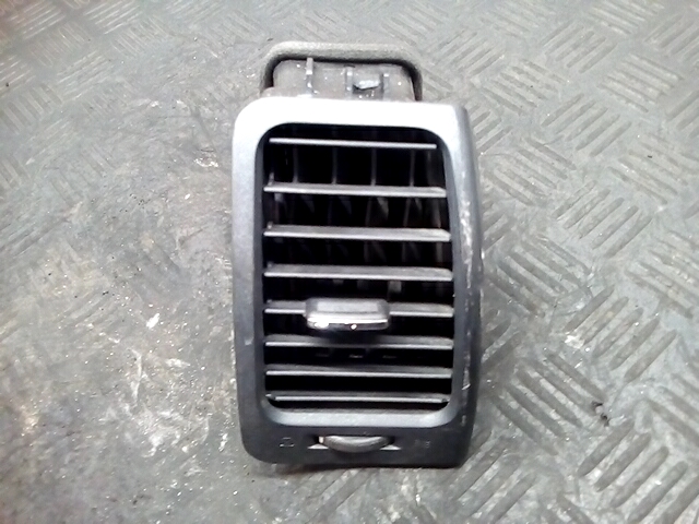 Дефлектор воздушный NISSAN Altima L32A 2007-2012