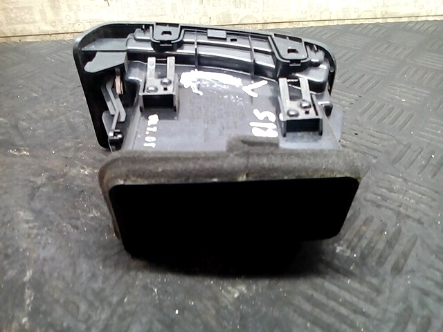 Дефлектор воздушный NISSAN Altima L32A 2007-2012