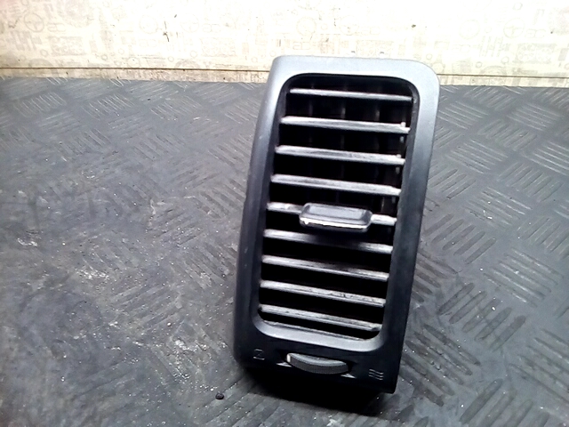 Дефлектор воздушный NISSAN Altima L32A 2007-2012